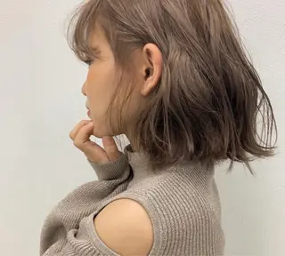 カラー 小松 美咲のヘアスタイル