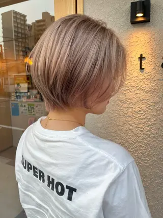 ショート 💫レイヤーカット✨ 透明感カラー工藤雄大のヘアスタイル