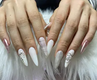 ネイル 星野 未来のネイルデザイン