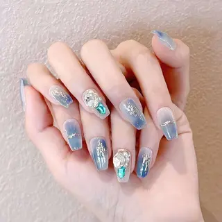 ネイル VIVIAN エイのネイルデザイン