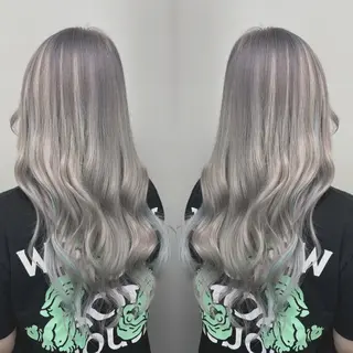 ロング KIRA✩.*˚小川 仁美のヘアスタイル