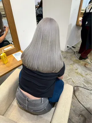 カラー °ʚ なじゅ ɞ° Defi梅田のヘアスタイル