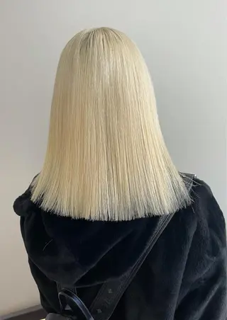 🎀ボブ+ハイトーン シュカ👶🏻のヘアスタイル