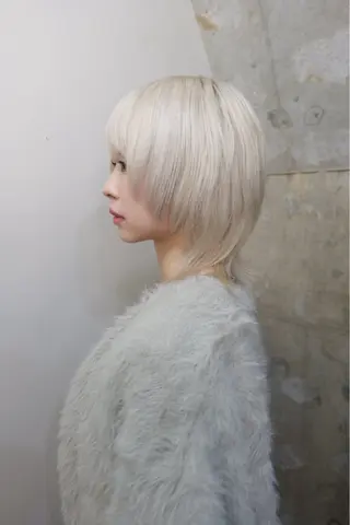 ショート 𝙱𝙻𝙴𝙽 𝚋𝚢 𝚍𝚘𝚝.所属・🤍BLEN 窓🤍のヘアスタイル