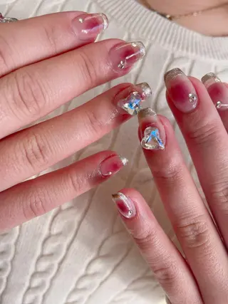 ネイル Me d'eau所属・Me d'eau Rinaのネイルデザイン