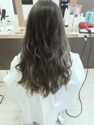 ロング カラー パーマ ヘアアレンジ メンズ キッズ ネイル マツエク・マツパ Lien 深井店のヘアスタイル
