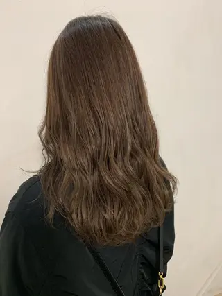 ミディアム カラー 西村あきや トレンド韓国ヘアのヘアスタイル