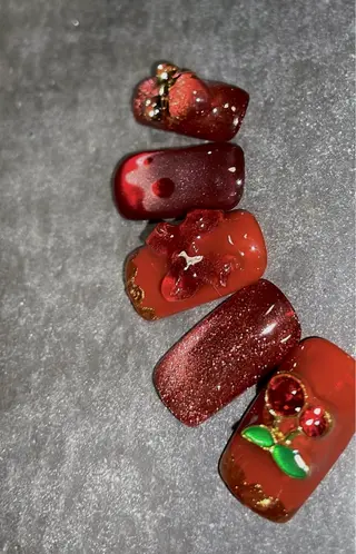 ネイル Spiky とうげ ふうかのネイルデザイン