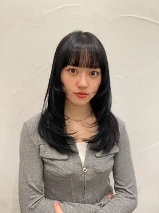 セミロング カラー Ash中目黒店 榊間茜のヘアスタイル