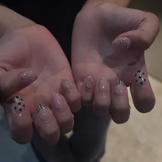 ネイル WOLTOKYO 🦋shizukuのネイルデザイン