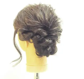 ヘアアレンジ 🇰🇷透明感×ハイ トーン🌟tomoのヘアスタイル