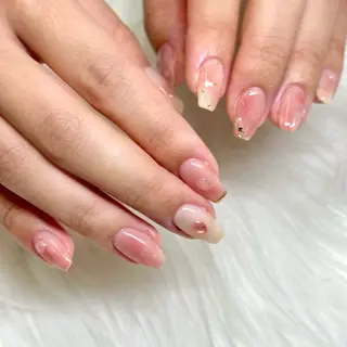 ネイル Bianca浦和西口 Takenouchiのネイルデザイン