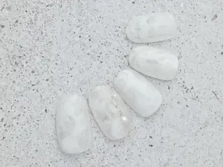 ネイル maninail mikaのネイルデザイン