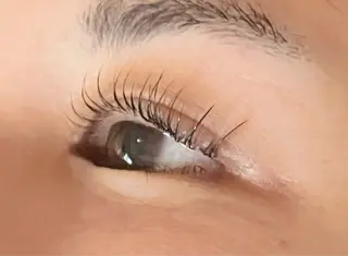 マツエク・マツパ fleuri所属・フルリ fleuriのマツエク・マツパデザイン