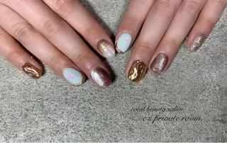 ネイル LAVISH nail salonのネイルデザイン