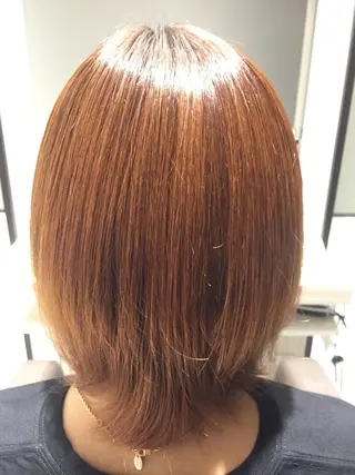 ショート 岡田 夏実のヘアスタイル