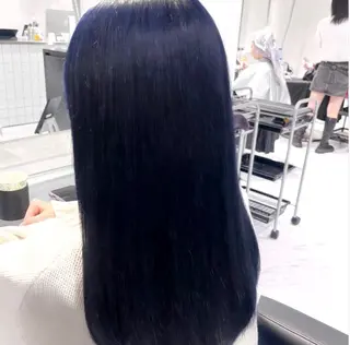 ロング カラー 🫧うる艶トレンド 🫧透明感カラーのヘアスタイル