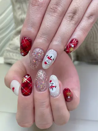 ネイル AngelChris ビューティーサロンのネイルデザイン