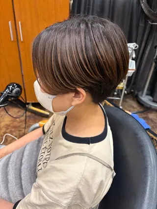 ショート カラー 落合 ちりのヘアスタイル