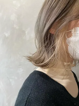 ミディアム カラー ツキノキ ミナのヘアスタイル