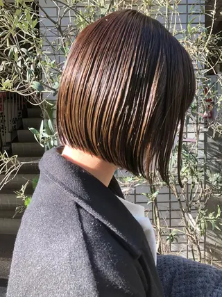 ショート カラー ハイトーン/ブリーチ 似合せカット/パーマのヘアスタイル