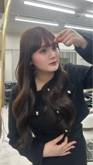 ロング カラー 藤原 亜美果のヘアスタイル