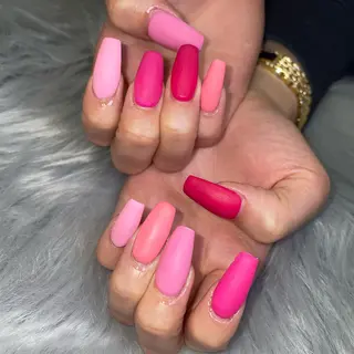 ネイル RICO NAIL所属・RICO Nail パーツつけ放題🌈のネイルデザイン