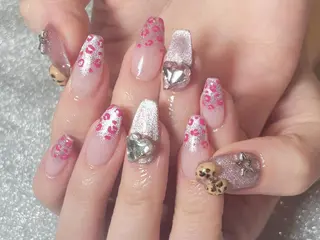 ネイル Cat's eye TOKYO 新宿店のネイルデザイン