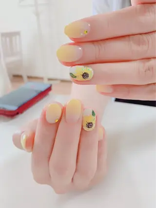 ネイル Lily Roseスタッフ一同のマツエク・マツパデザイン