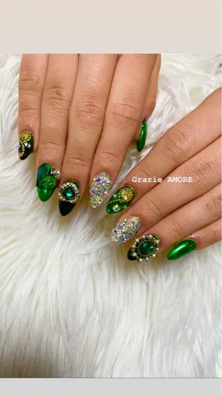 ネイル Grazie AMOREのネイルデザイン