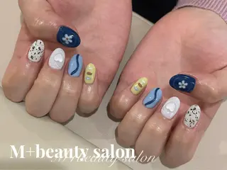 ネイル M+  Beauty Salonのネイルデザイン