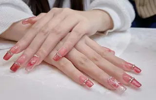 ネイル VIVIAN エイのネイルデザイン