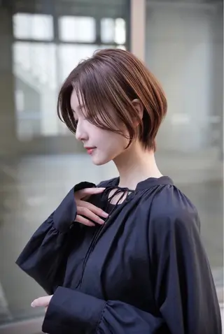 ショート 透明感カラー/伊藤 陸/soigneのヘアスタイル