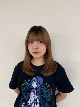 セミロング AHNKISM所属・似合わせカット💎 トレンドレイヤーのヘアスタイル