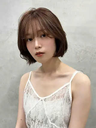 ショート ブリーチダブルカラー ハイライト/山本喜熙のヘアスタイル