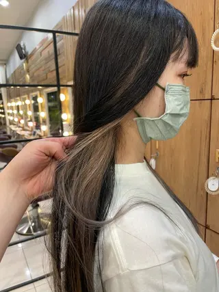 ロング 韓国カラー／エクステ 松戸梨杏のヘアスタイル