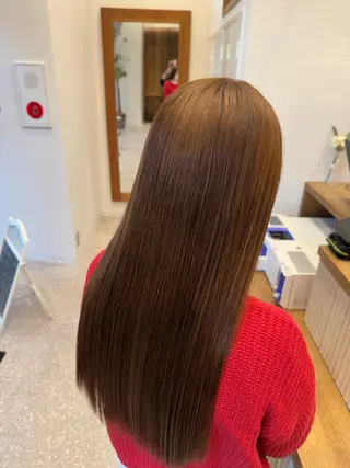 ロング 荒木 理緒のヘアスタイル