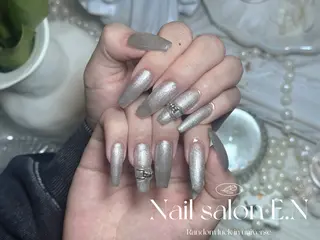 ネイル E.N🦋 長さ出し/持ち込みのネイルデザイン