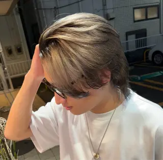 ショート 🎀ハイトーン/ 艶カラー/夕月🎀のヘアスタイル