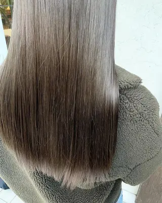 ロング しもかわ かほのヘアスタイル