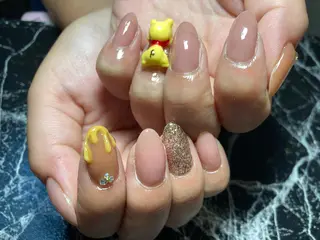 ミディアム ネイル ✴︎ Delightのネイルデザイン