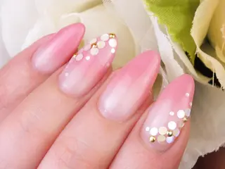 ネイル cherie nail所属・馬場 鮎のエステ・リラクイメージ