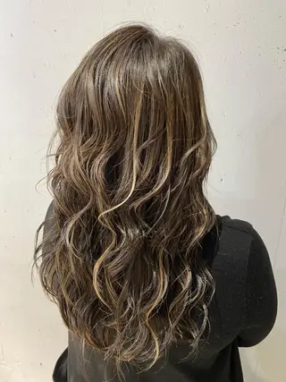 ロング カラー SALOWIN調布店所属・ツヤ髪師 kichiのヘアスタイル