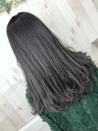 セミロング PSY(サイ)所属・PSY(サイ)池袋 金田尚久🎨のヘアスタイル