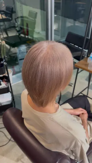 ミディアム カラー メンズ ✨ハイトーン YUTO✨のヘアスタイル