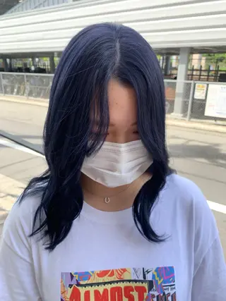 カラー RIO .のヘアスタイル