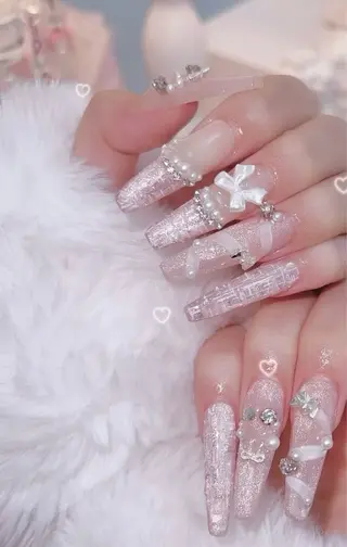 ネイル She’s Lunaのネイルデザイン