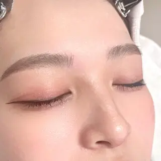 アイブロウ Paulele. 副店長Mizukiのマツエク・マツパデザイン