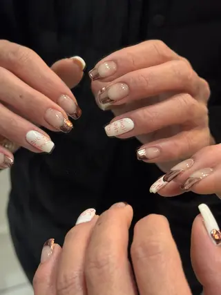 ミディアム Nailsalon M-crystalのネイルデザイン