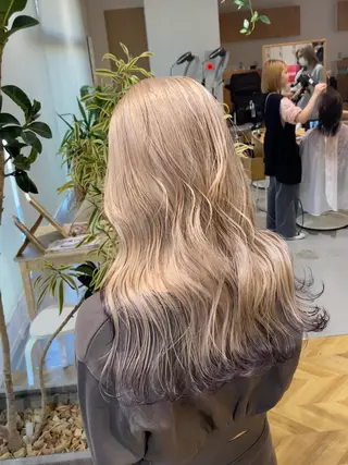 ロング カラー yate'/ Wカラー/小出捷也のヘアスタイル